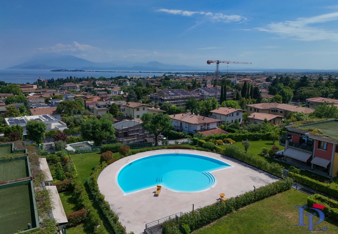 Appartamento a Desenzano del Garda - Desenzanoloft: BUTTERFLY AND POOLS  CIN IT017067C2NVYJ2BE3