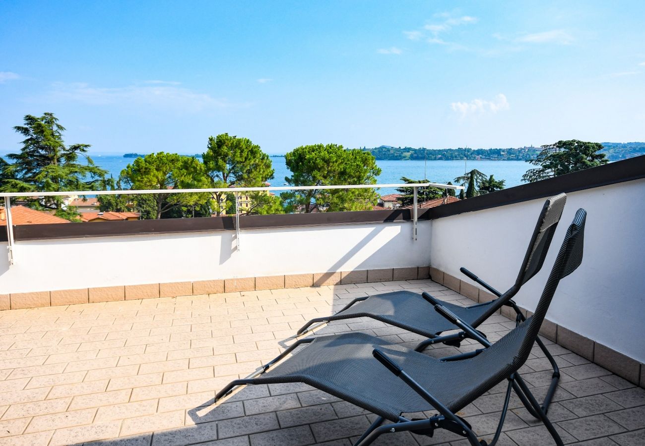 Appartamento a Gardone Riviera - Cupido: con ampio balcone vista lago a Gardone Riviera