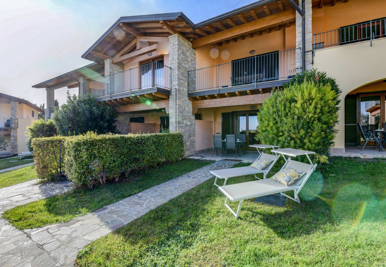 Appartamento a Toscolano-Maderno - Happiness: con piscina e vista lago