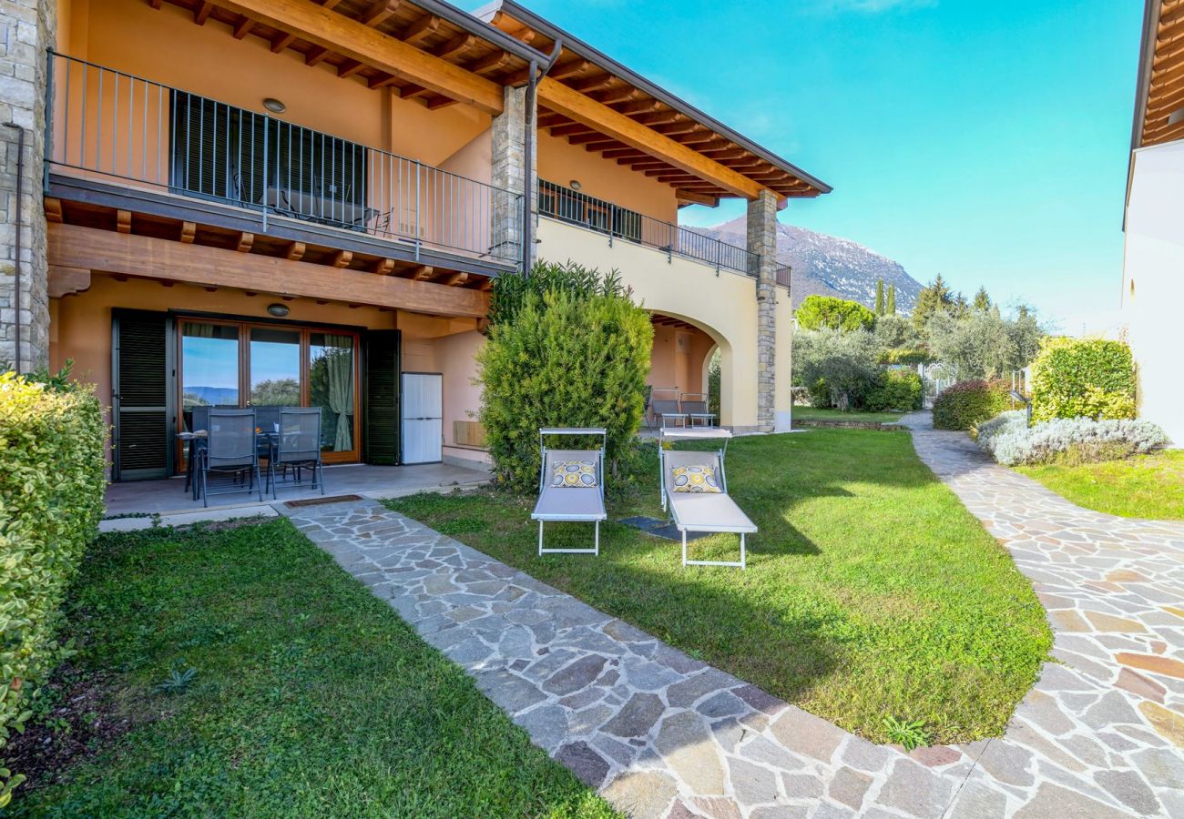 Appartamento a Toscolano-Maderno - Happiness: con piscina e vista lago