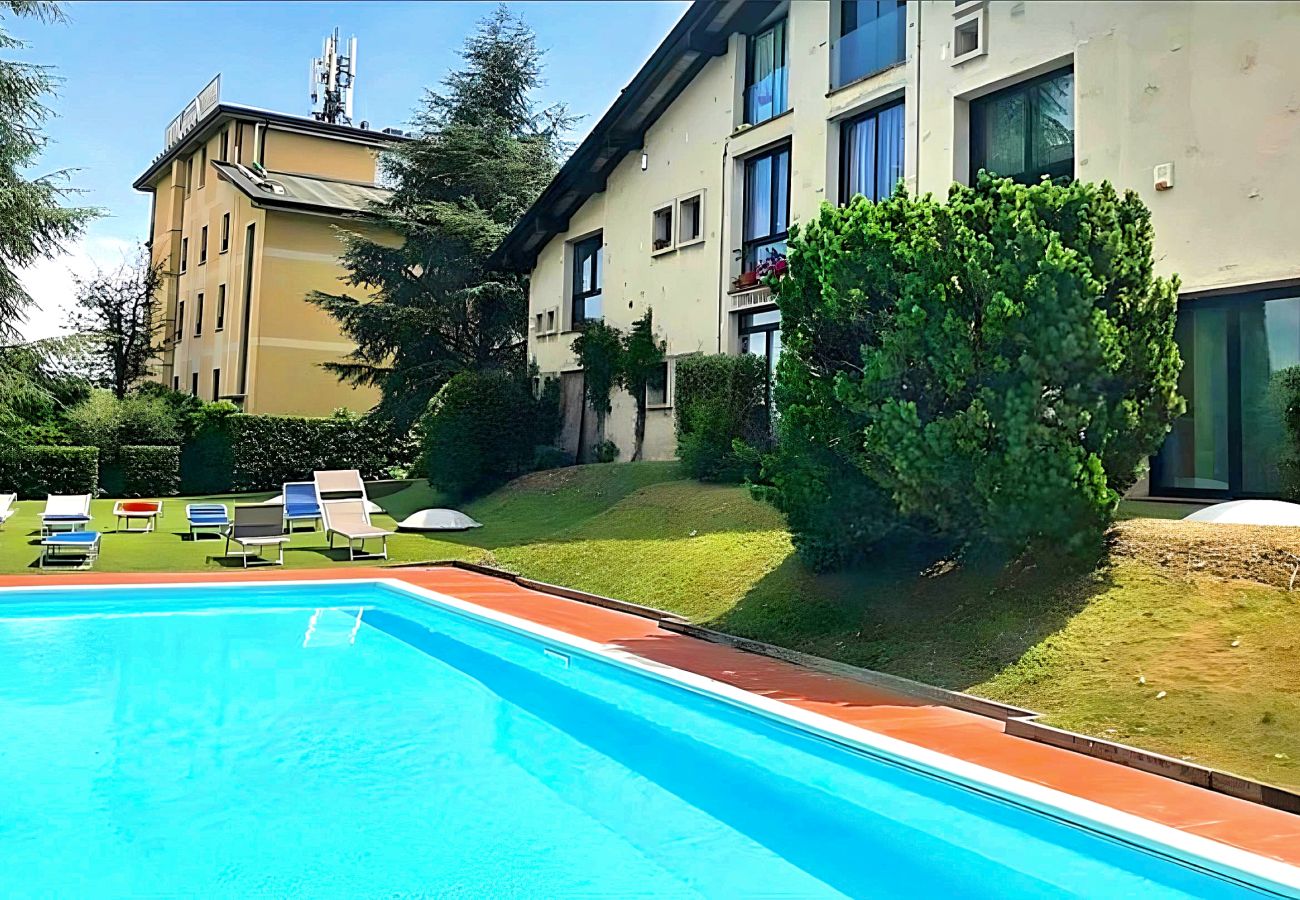 Appartamento a Desenzano del Garda - Desenzanoloft Swarovski & Pool