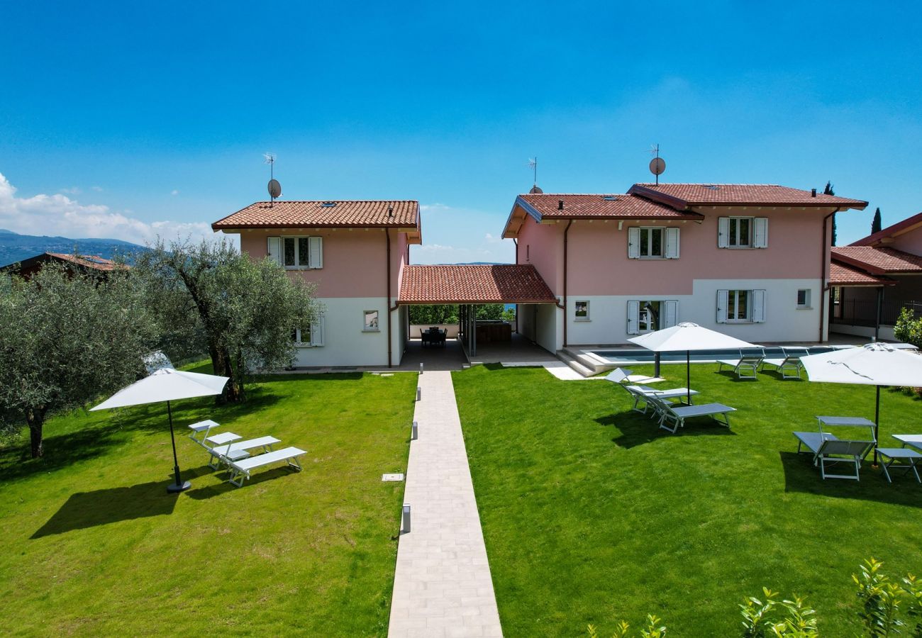 Villa a Toscolano-Maderno - Le Casette - Casaliva con piscina e vista lago