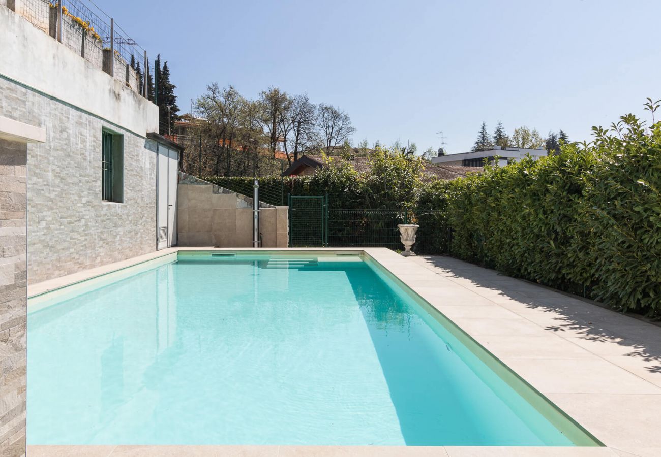 Villa a Padenghe sul Garda - Villa Gioia con piscina privata