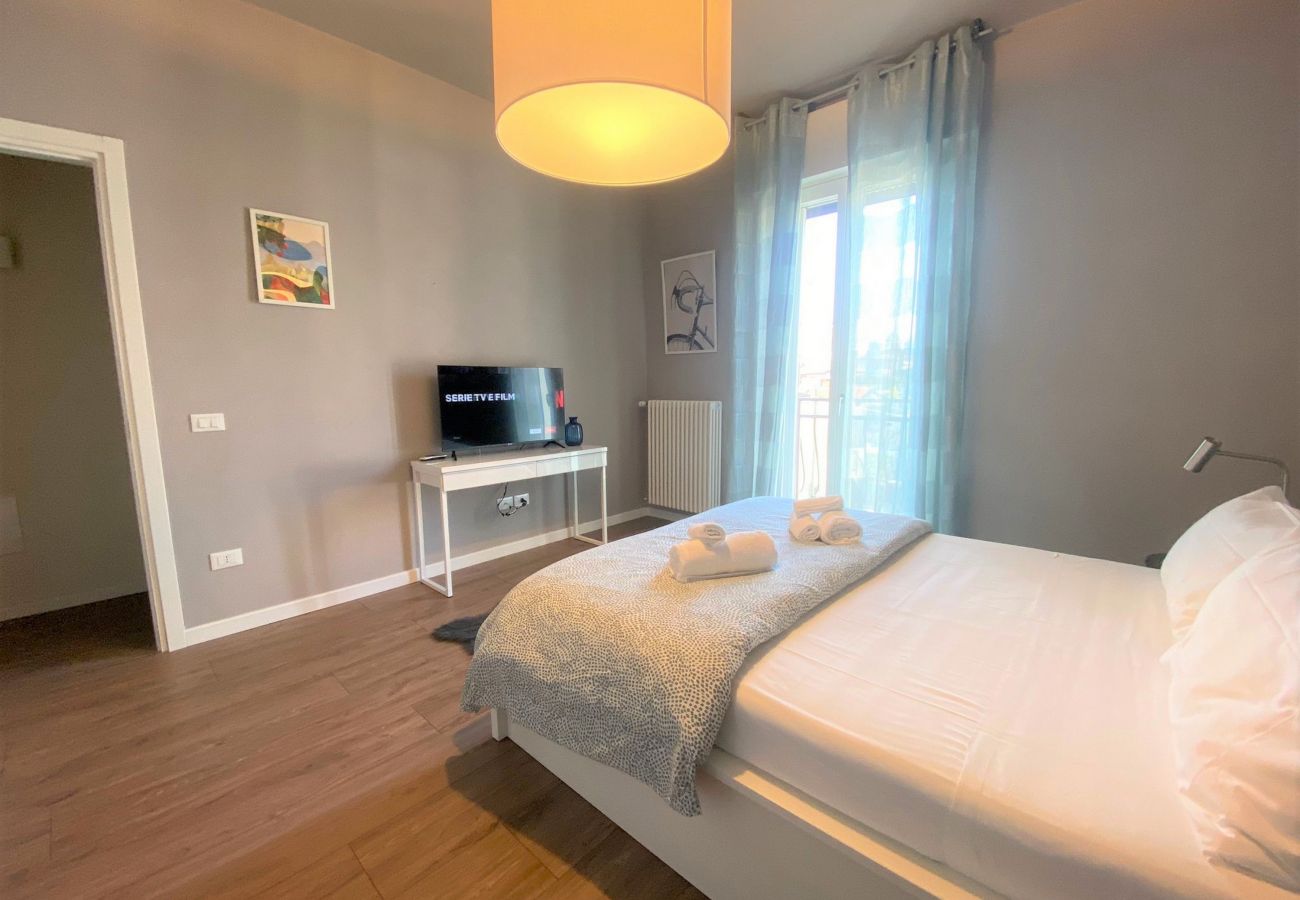 Appartamento a Desenzano del Garda - DesenzanoLoft : Bacco CIN IT017067C26R8Q9BPM