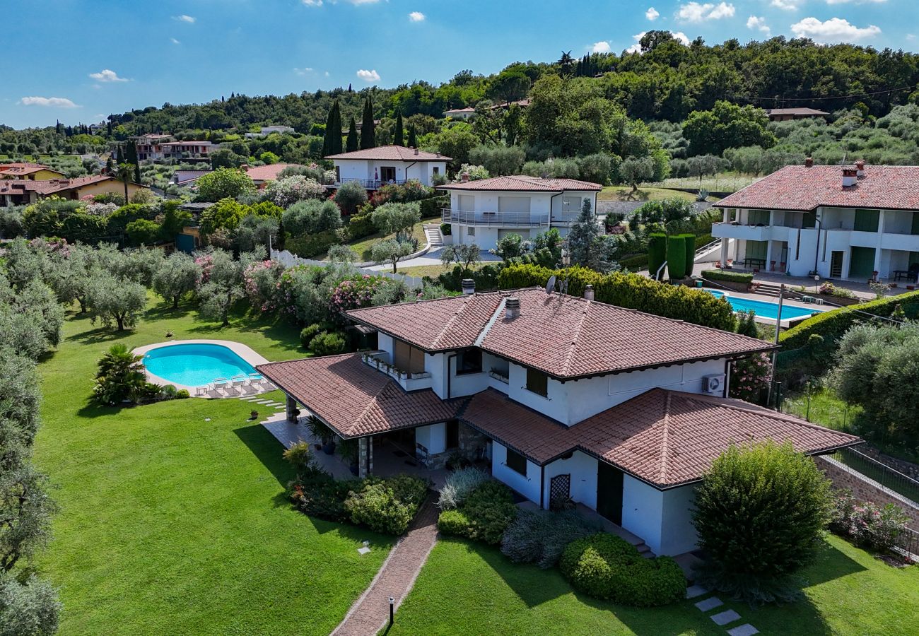 Villa a Manerba del Garda - Villa di Lusso Oleander con piscina privata