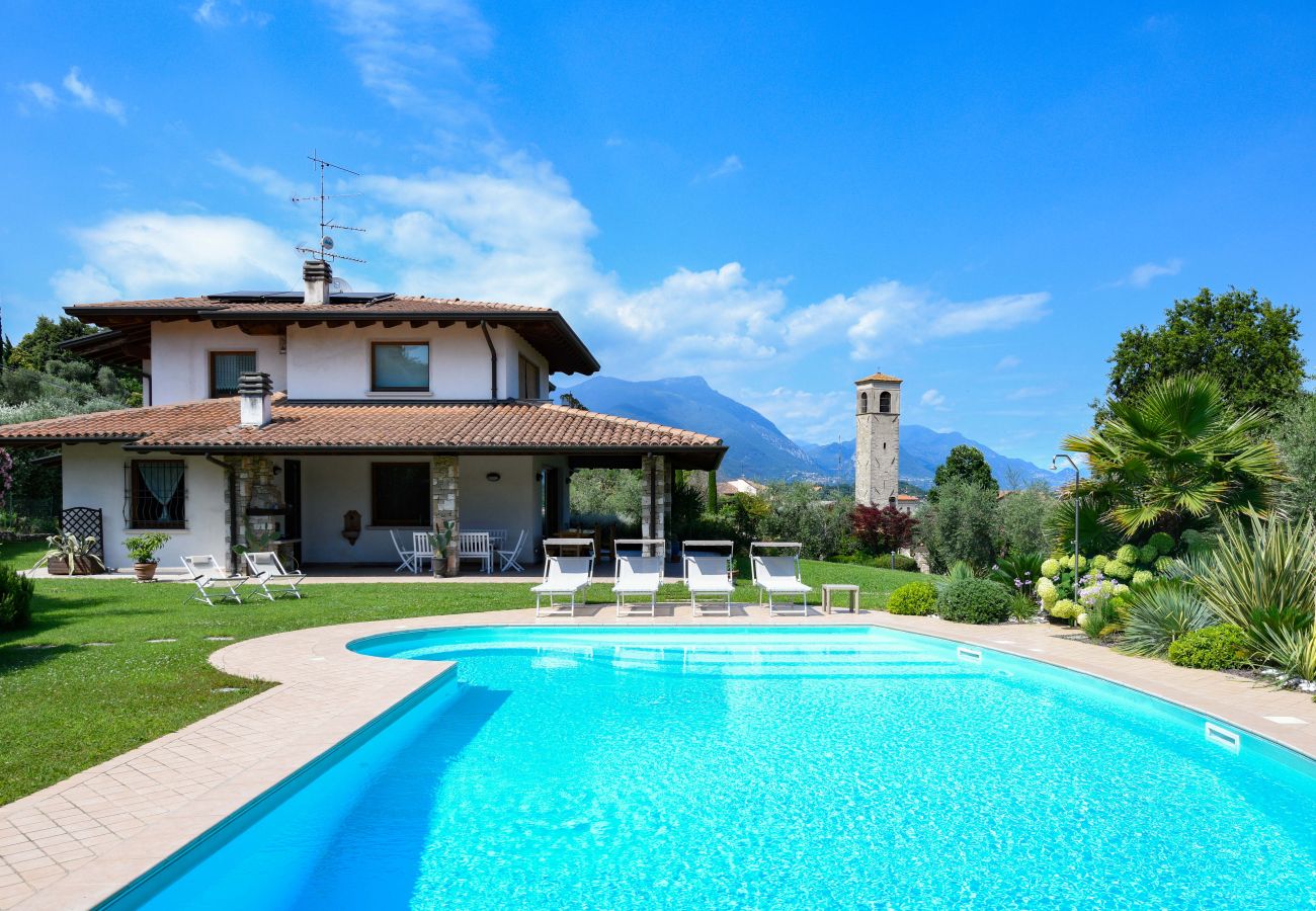 Villa a Manerba del Garda - Villa di Lusso Oleander con piscina privata