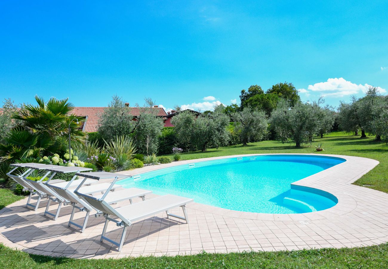 Villa a Manerba del Garda - Villa di Lusso Oleander con piscina privata