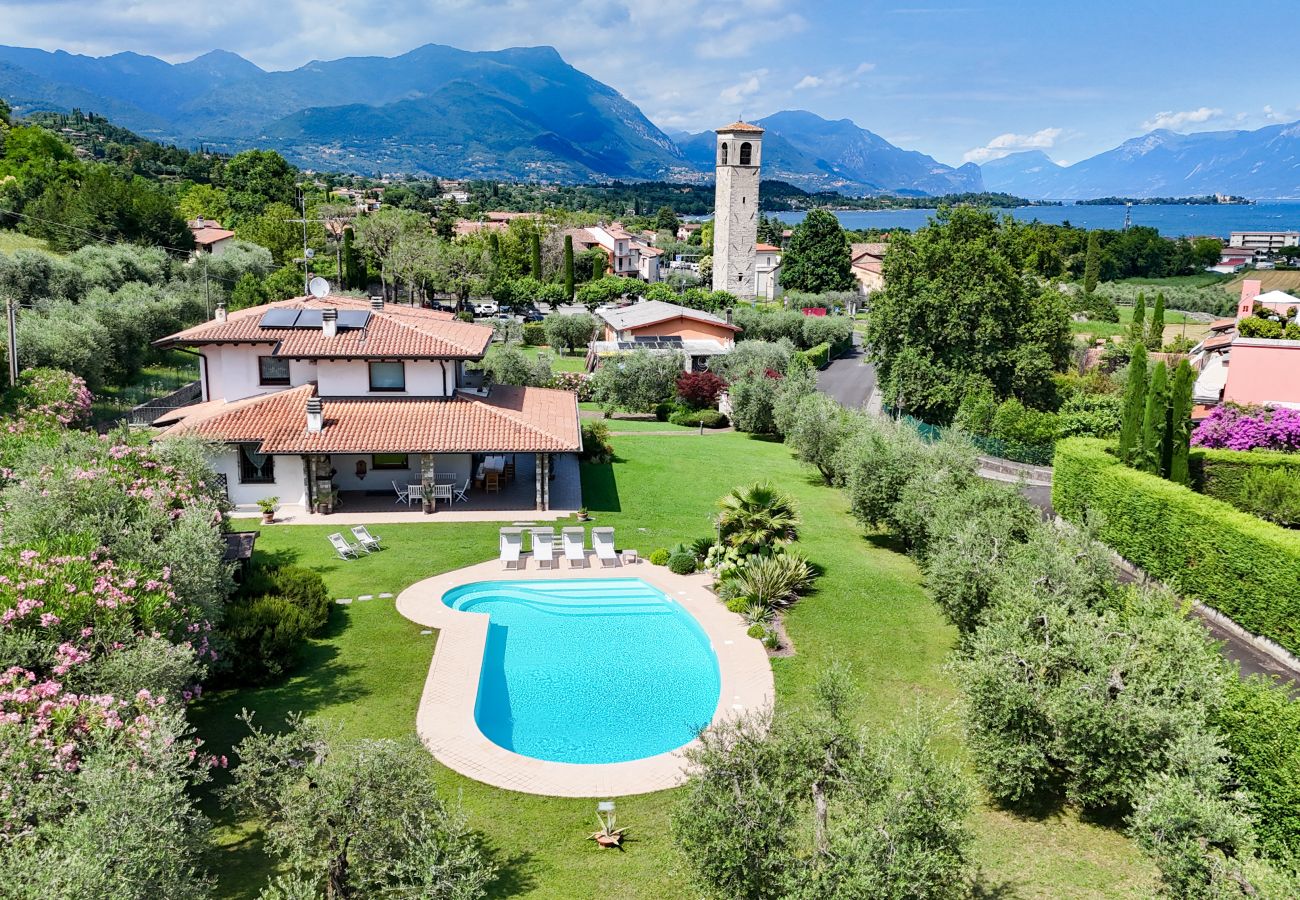 Villa a Manerba del Garda - Villa di Lusso Oleander con piscina privata