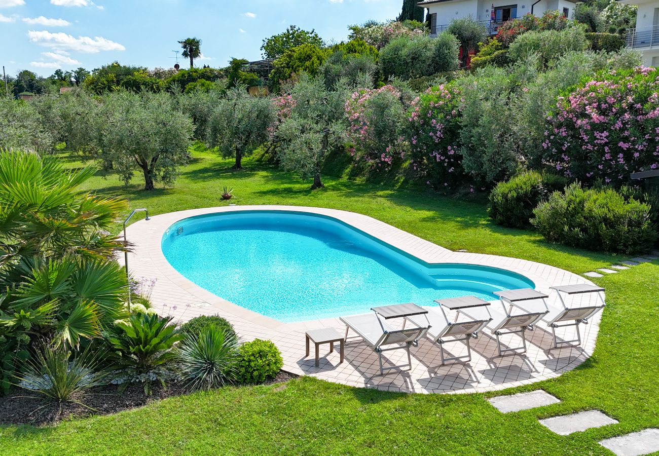 Villa a Manerba del Garda - Villa di Lusso Oleander con piscina privata