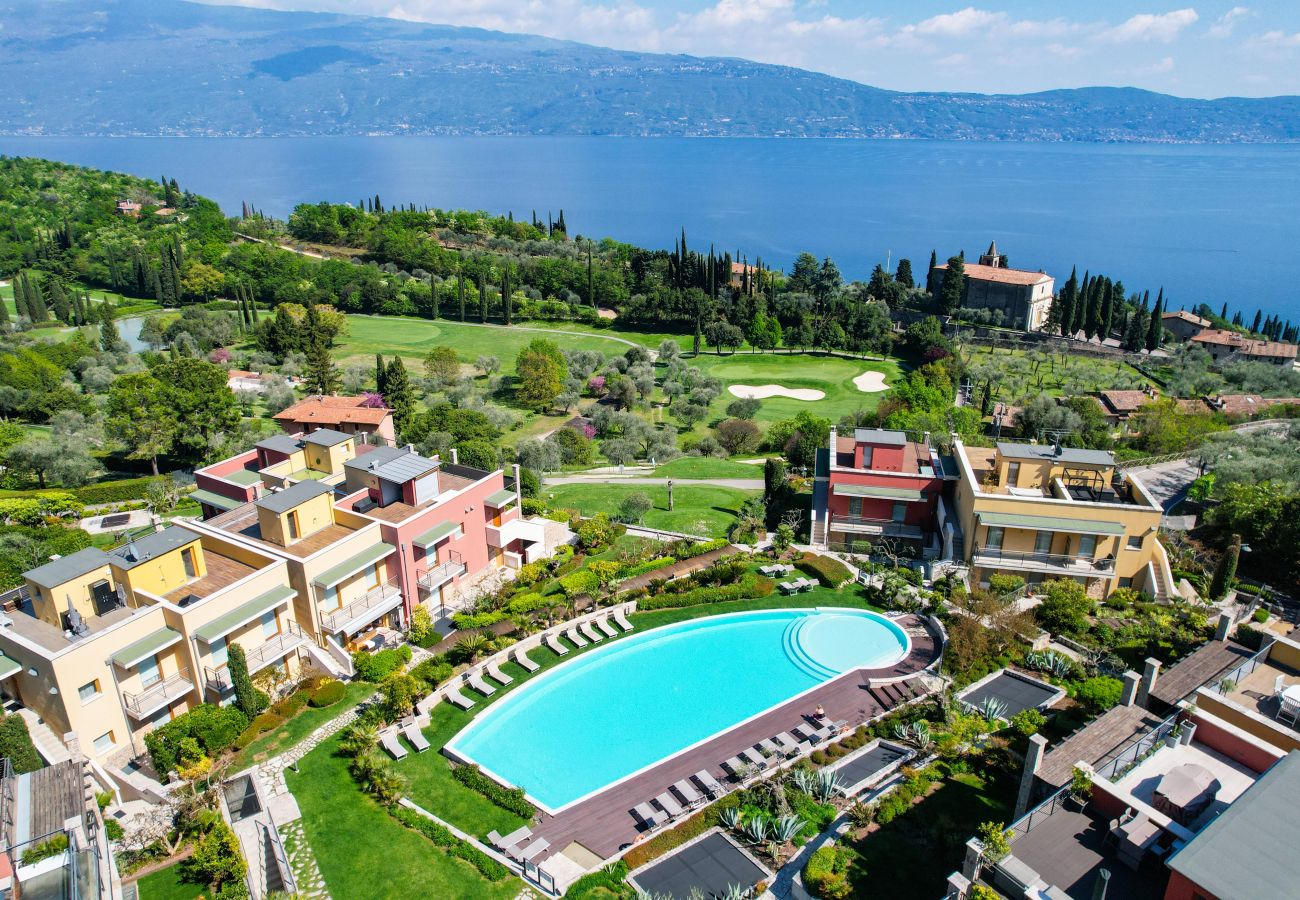 Appartamento a Toscolano-Maderno - Dolce Vita: con piscina  e vicino al campo da golf