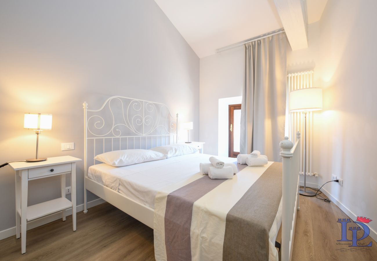 Desenzanoloft, appartamento, casa vacanze, Desenzano, Lago di Garda, affitti brevi, Sirmione