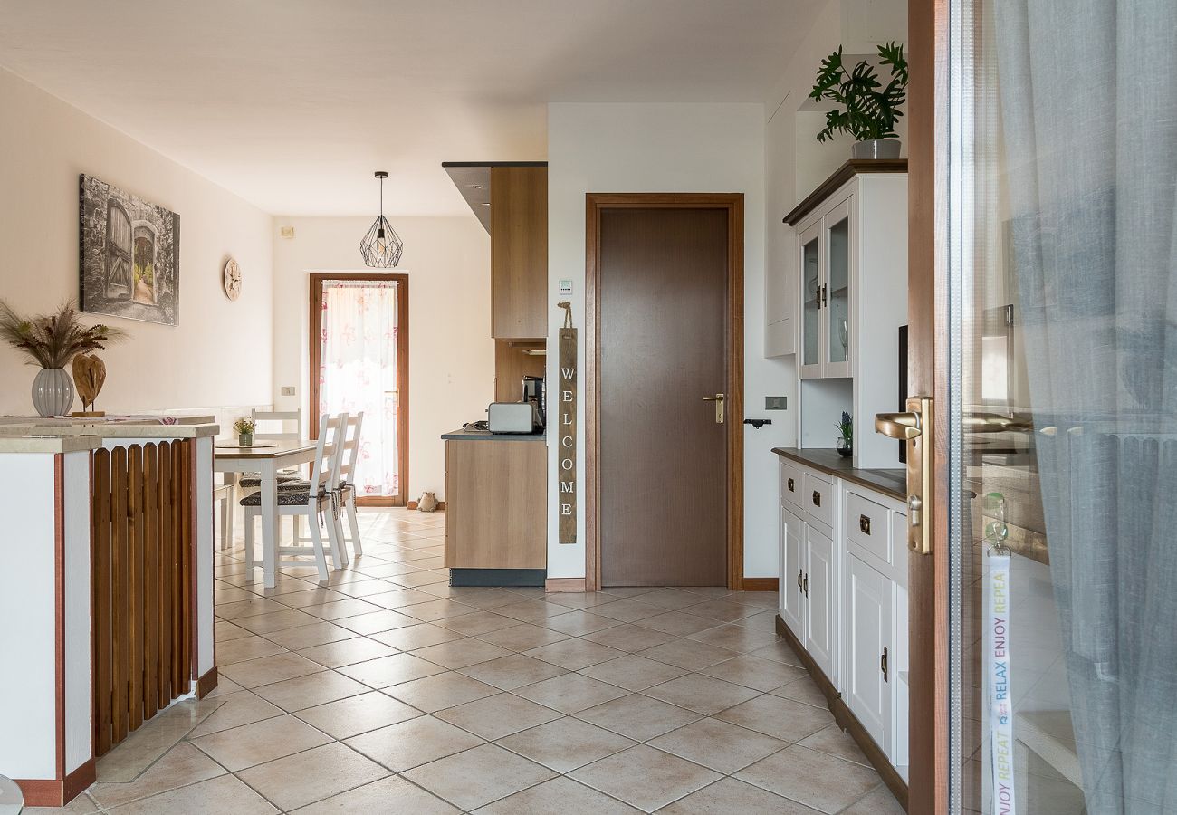 Appartamento a Puegnago sul Garda - Casa sulla collina con vista lago