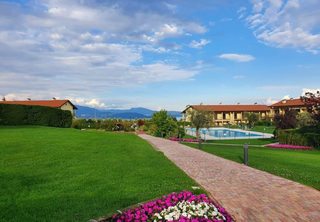 Appartamento a Puegnago sul Garda - Casa sulla collina con vista lago