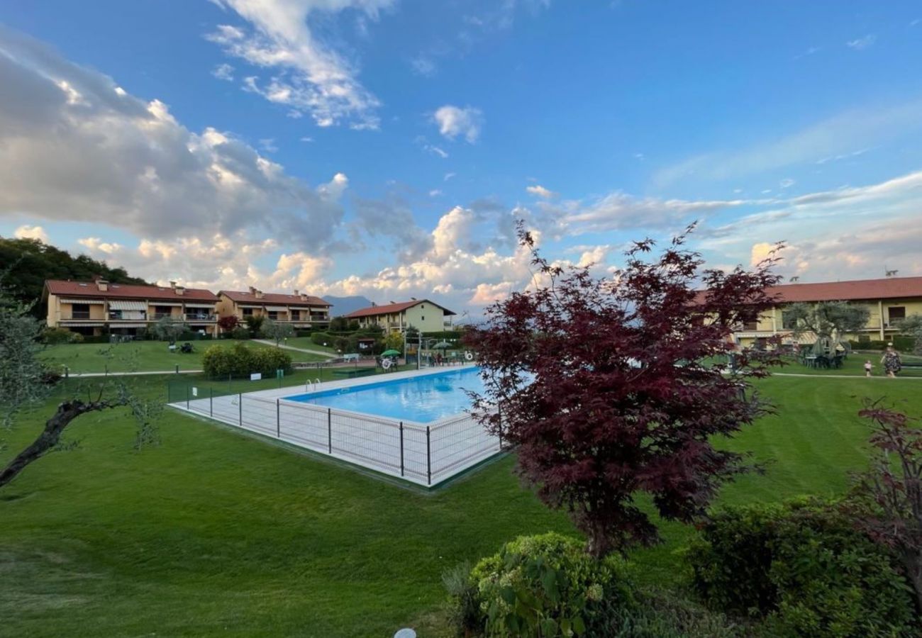 Appartamento a Puegnago sul Garda - Casa sulla collina con vista lago