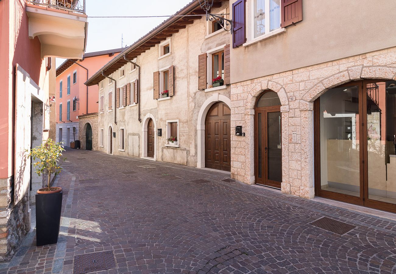 Appartamento a Tignale - Casa Marianna in centro storico con vista lago