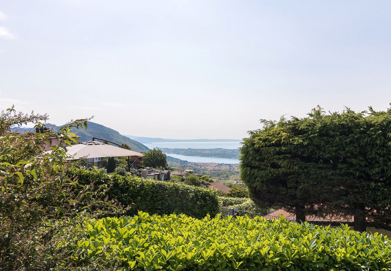 Villa a Villanuova sul Clisi - Villa Montagne e Lago con vista spettacolare e piscina privata