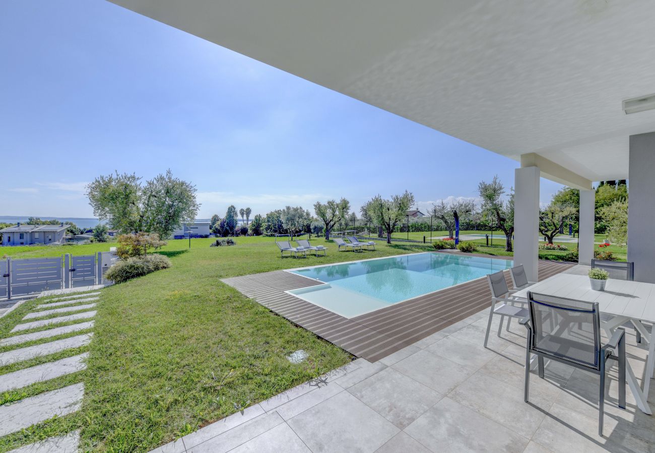 Villa a Moniga del Garda - Villa Easy Chic a Moniga del Garda con piscina privata