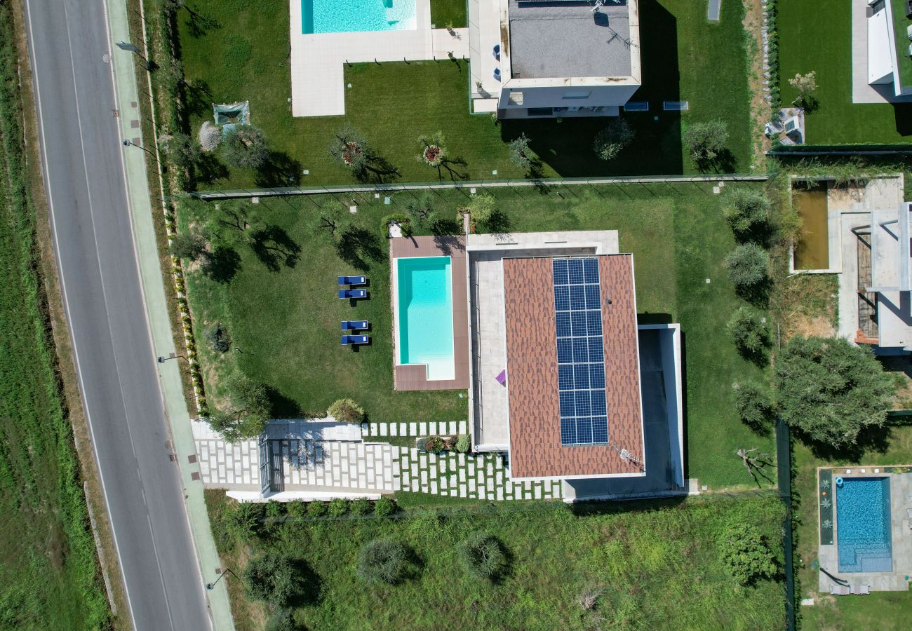 Villa a Moniga del Garda - Villa Easy Chic a Moniga del Garda con piscina privata