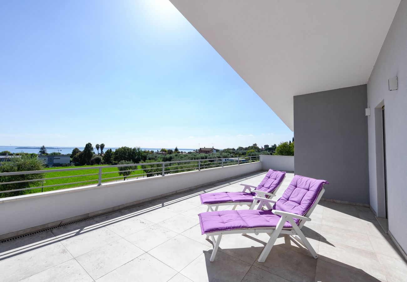 Villa a Moniga del Garda - Villa Easy Chic a Moniga del Garda con piscina privata