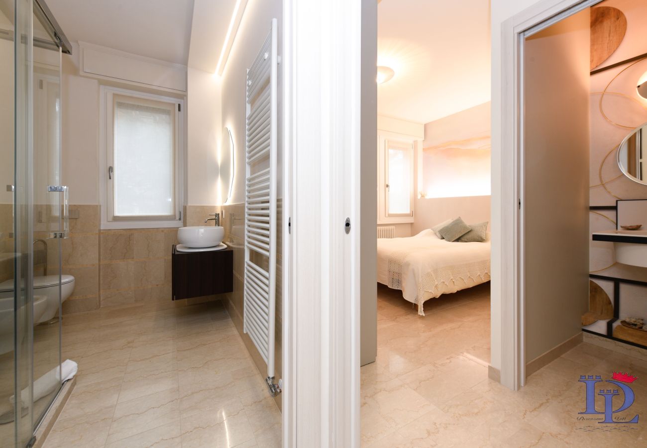 Appartamento a Desenzano del Garda - Desenzanoloft  Imperium apartment CIN IT017067C2V9S62EV6