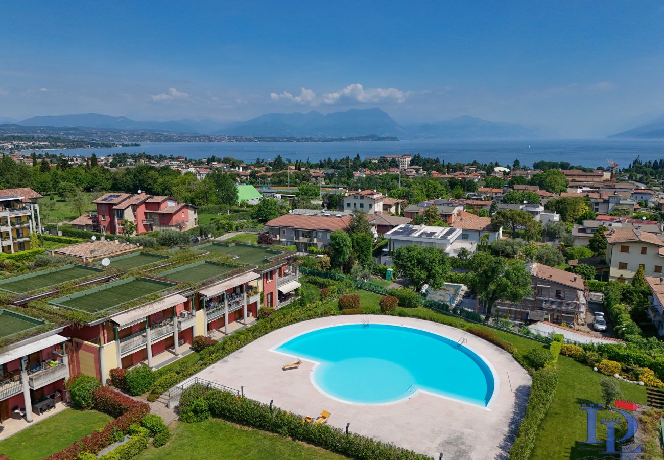 Appartamento a Desenzano del Garda - DesenzanoLoft : Co2  apartment in Residence 5 pools  017067-CNI-00918