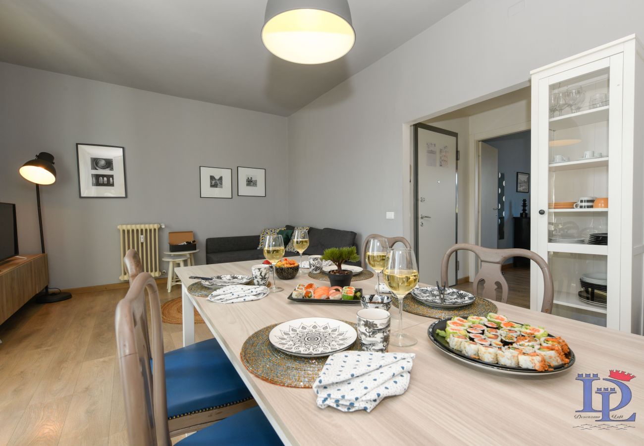 Ferienwohnung in Desenzano del Garda - Desenzanoloft: SMILE'S CIN IT017067C2AF8OHU5P