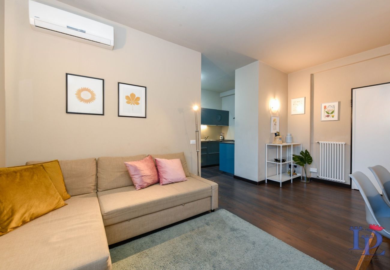 Ferienwohnung in Desenzano del Garda - Desenzanoloft A Casa di Sara 