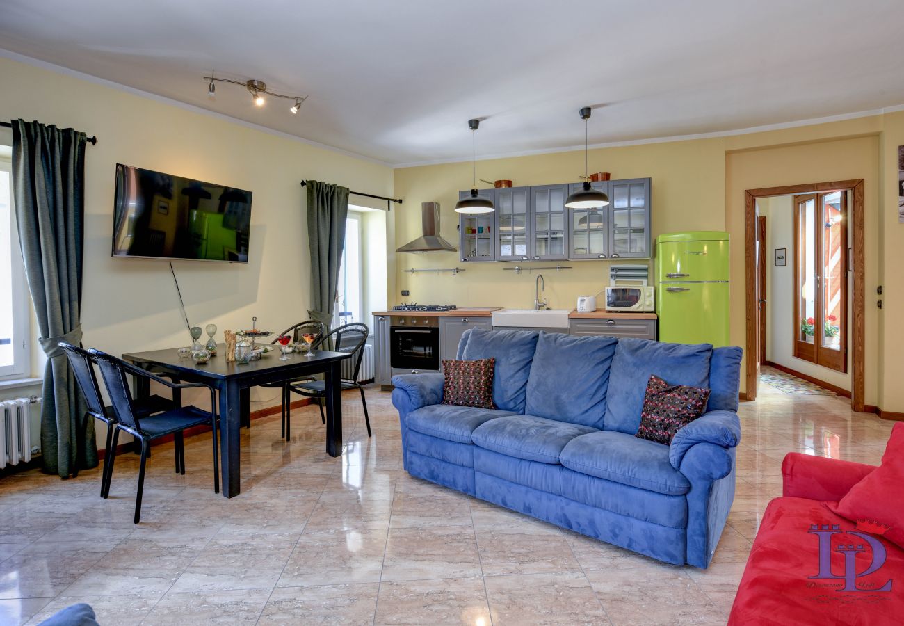 Ferienwohnung in Sirmione - Desenzanoloft:  QUEEN OF SIRMIONE  CIN IT017179C2HQDZQ5MW