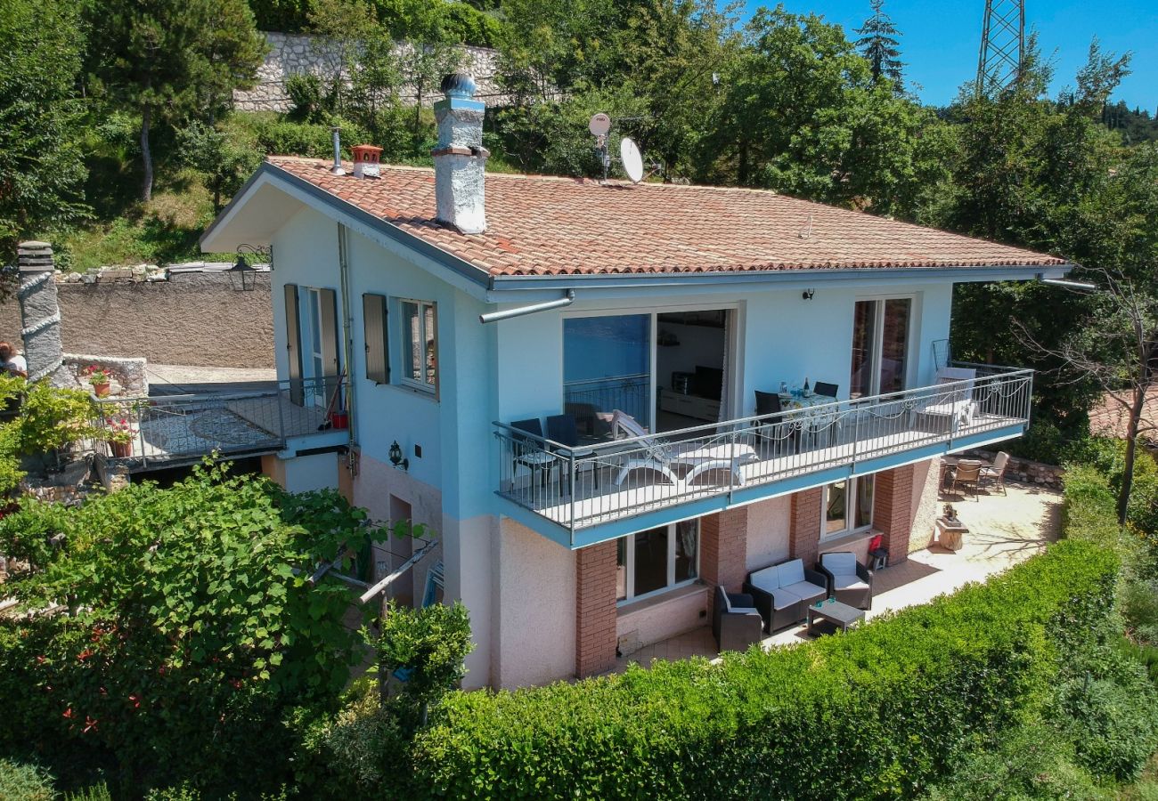 Chalet in Tignale - Da Guido mit traumhaften Seeblick