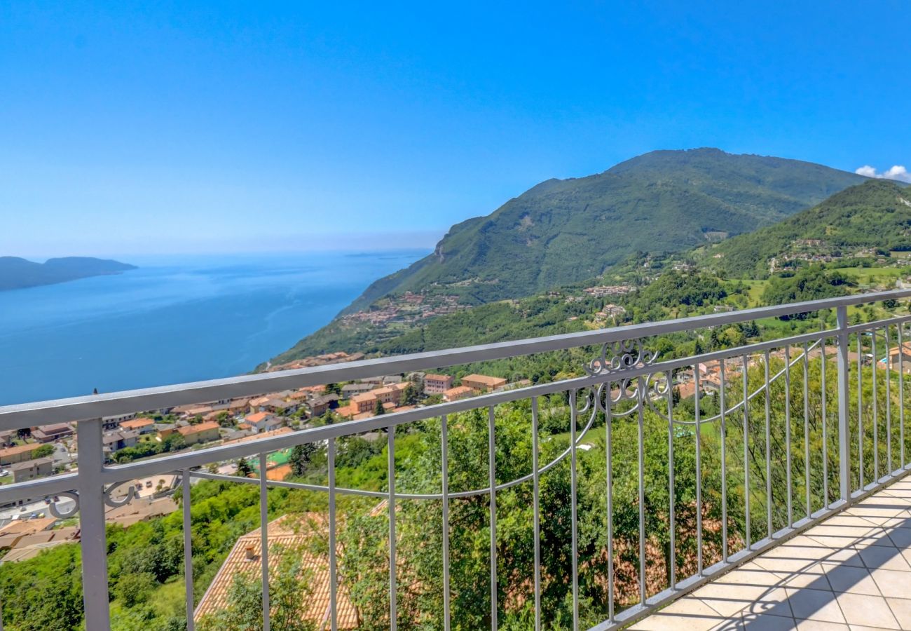 Chalet in Tignale - Da Guido mit traumhaften Seeblick