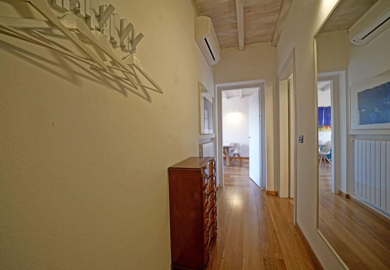 Ferienwohnung in Salò - L'Orologio mit Balkon mit Seeblick im Altstadt von Salò