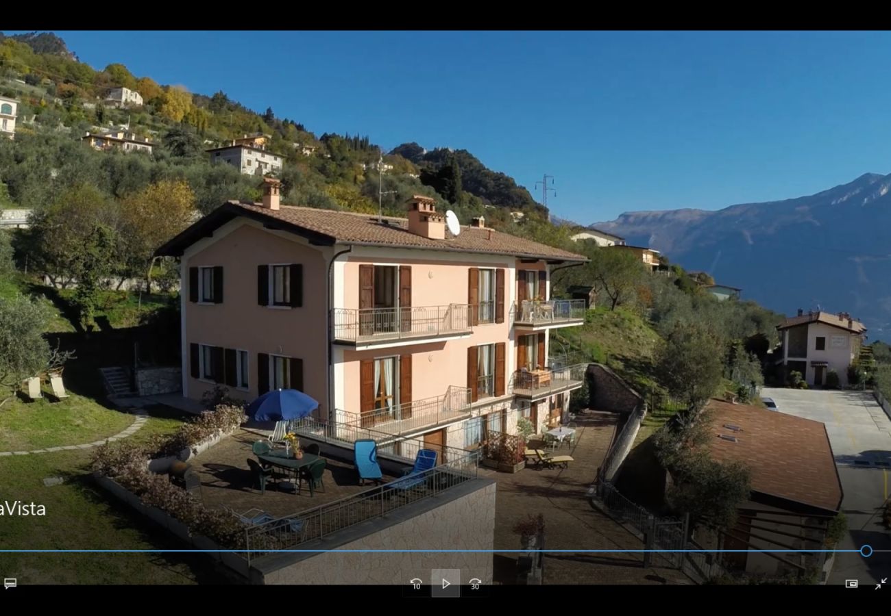 Ferienwohnung in Tignale - Infinity: geräumige Wohnung mit Seeblick