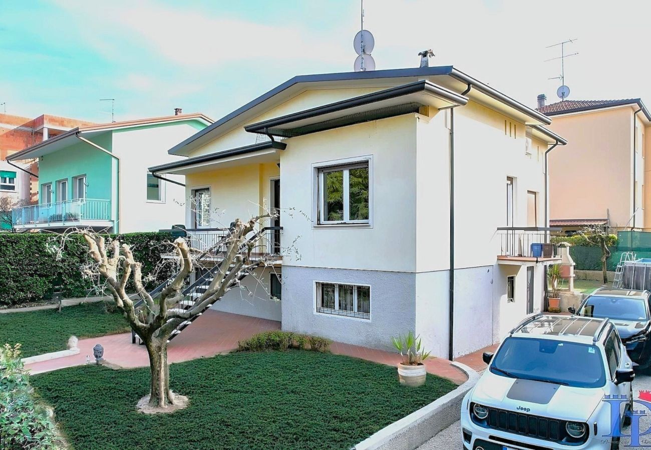 Villa in Desenzano del Garda - Desenzanoloft Villa Palm Garda Beach