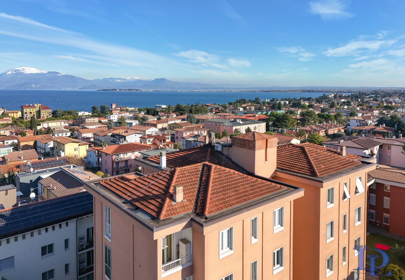 Ferienwohnung in Desenzano del Garda - Desenzanoloft La Finestra sul Lago 