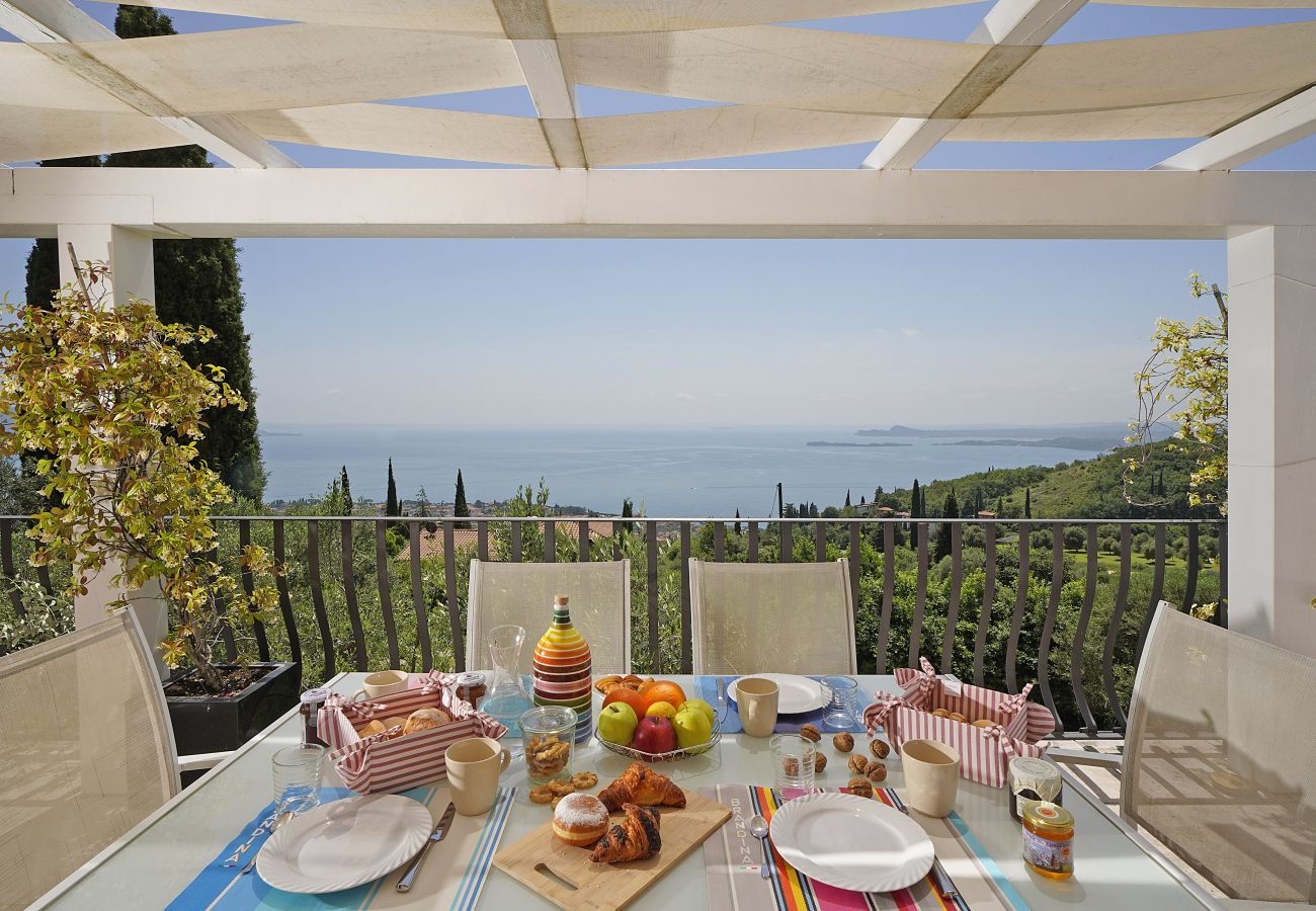 Ferienwohnung in Toscolano-Maderno - Cà Rossa - Orchidea mit wunderbarer Seeblick