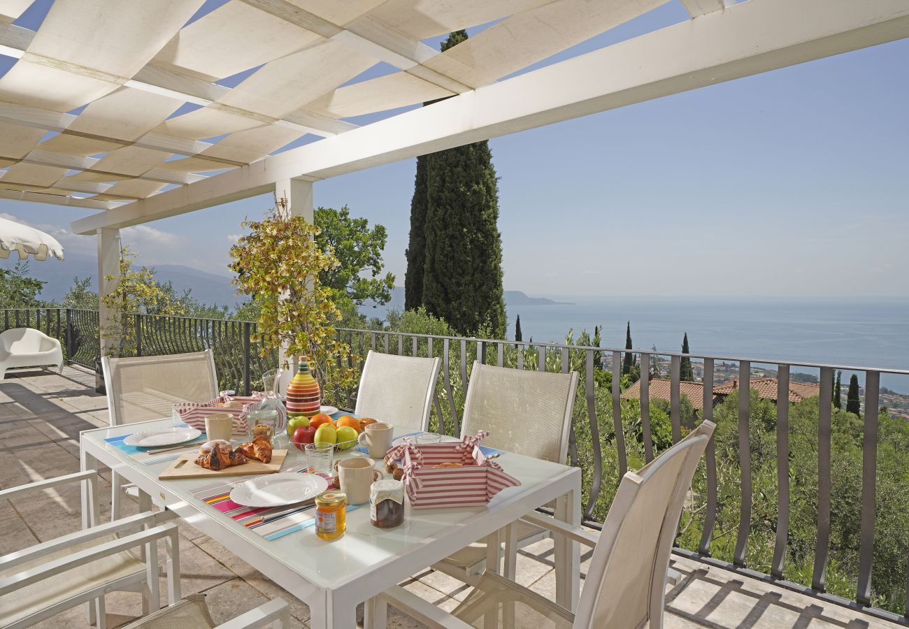 Ferienwohnung in Toscolano-Maderno - Cà Rossa - Orchidea mit wunderbarer Seeblick