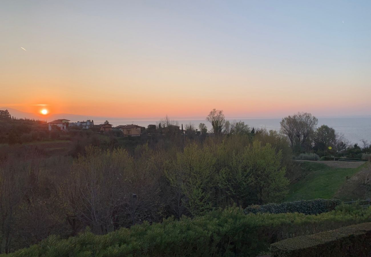 Ferienwohnung in Manerba del Garda - Fedra: mit Balkon mit Seeblick nah am See