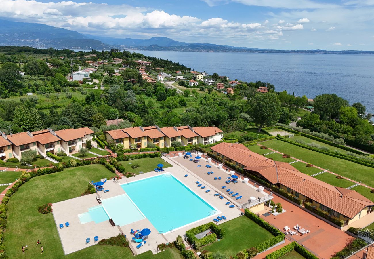 Ferienwohnung in Manerba del Garda - Fedra: mit Balkon mit Seeblick nah am See