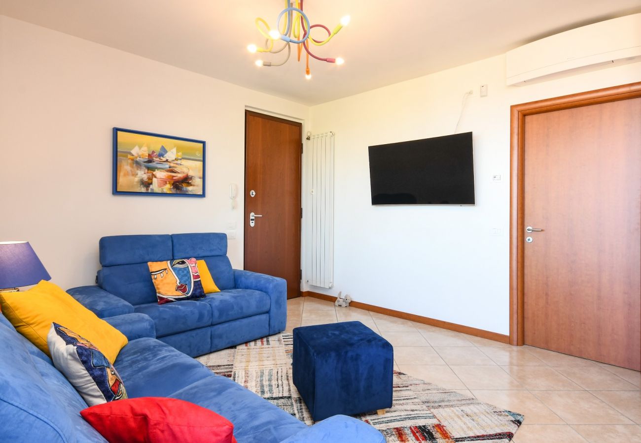 Ferienwohnung in Polpenazze del Garda - Pegaso: mit Balkon mit Seeblick, Pool und Garage