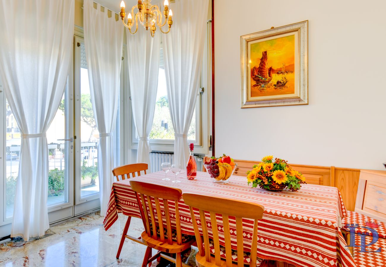 Ferienwohnung in Desenzano del Garda - Desenzanoloft Il Girasole del Lago