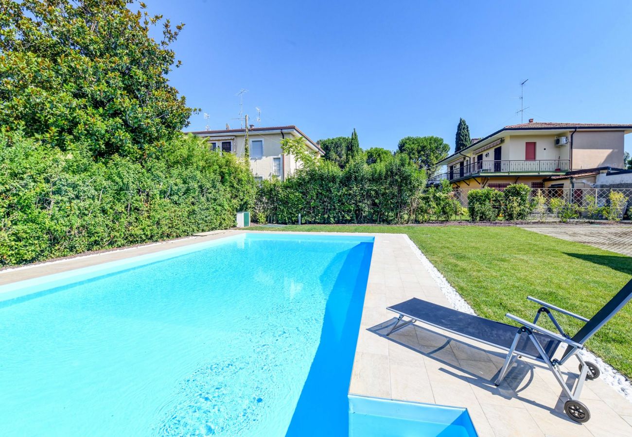 Villa in Manerba del Garda - villa sole: mit privatem pool nah am Strand