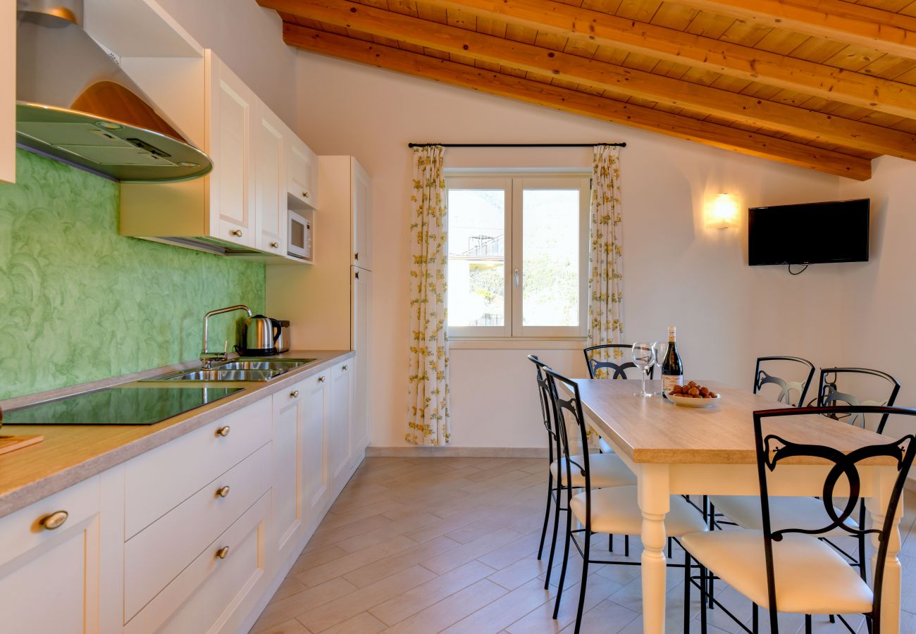 Ferienwohnung in Tignale - Albicocca: Seeblick, Natur und Relax