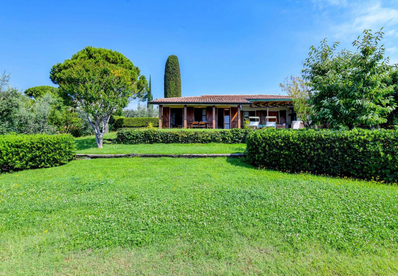 Villa in Manerba del Garda - Vilal Silva, mit traumhaften Seeblick