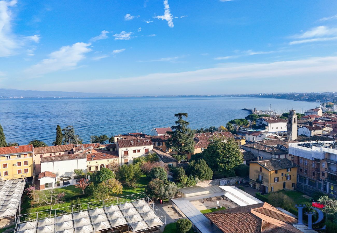 Ferienwohnung in Desenzano del Garda -  DesenzanoLoft Ciao Lago