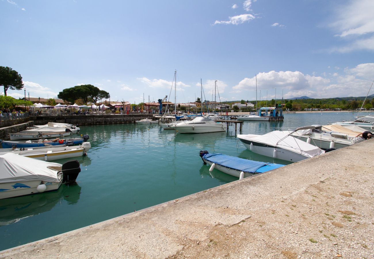 Ferienwohnung in Manerba del Garda - Lakefront Belvedere, direkt am Strand