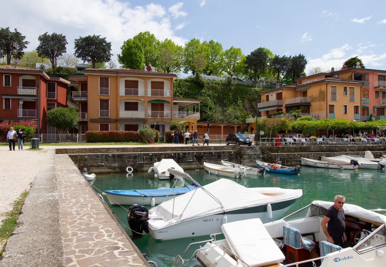 Ferienwohnung in Manerba del Garda - Lakefront Belvedere, direkt am Strand