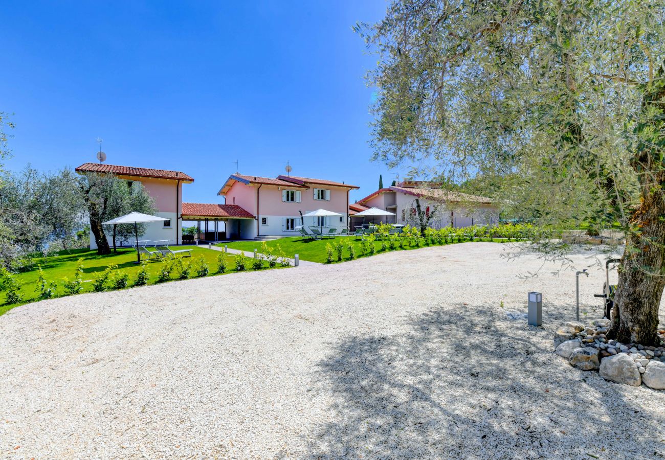 Villa in Toscolano-Maderno - Le Casette - Gargnà mit Pool und Seeblick