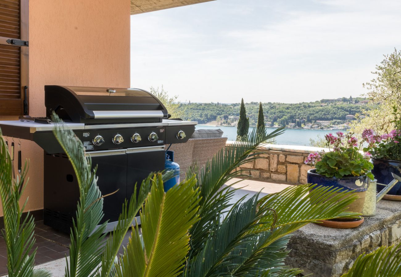 Villa in Salò - Villa Cuore mit Seeblick und private Pool