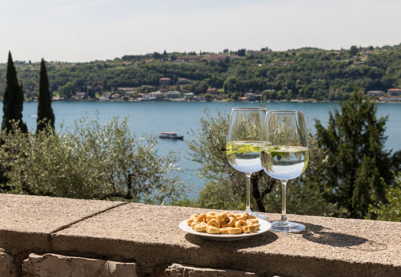 Villa in Salò - Villa Cuore mit Seeblick und private Pool