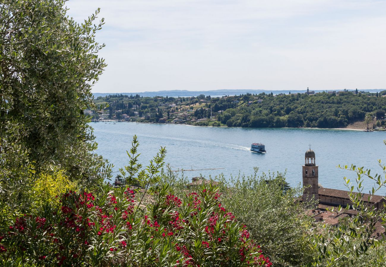 Villa in Salò - Villa Cuore mit Seeblick und private Pool